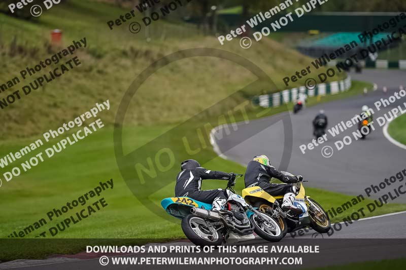 cadwell no limits trackday;cadwell park;cadwell park photographs;cadwell trackday photographs;enduro digital images;event digital images;eventdigitalimages;no limits trackdays;peter wileman photography;racing digital images;trackday digital images;trackday photos